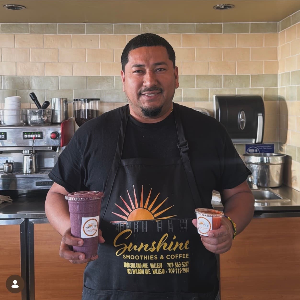 Carlos - Owner of Sunshine Smoothies